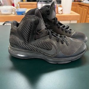 Lebron 9 “Black Out” - Size 9